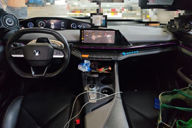 Used CHANGAN UNI-V 2022 1.5T Prestige Version Interior 2