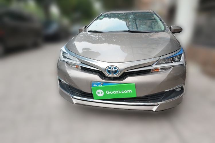 Used Toyota Corolla 2018 Dual-Engine 1.8L E-CVT Smart Edition