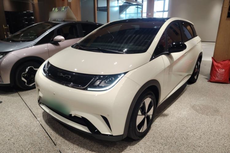 Used BYD Dolphin 2023 420 km Fashion Edition