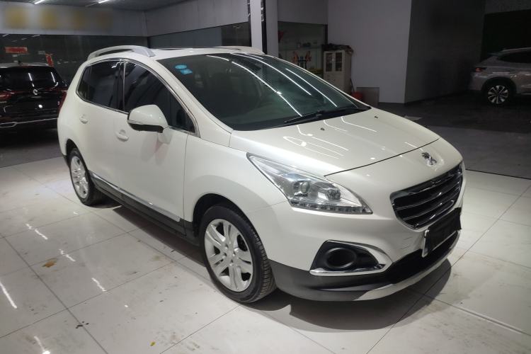 Used Peugeot 3008 2015 1.6THP Automatic Prestige Edition Front Right 45 Deg