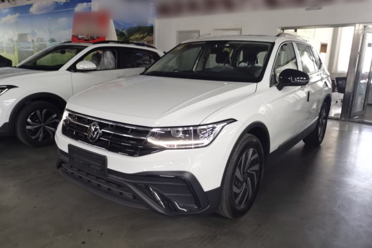 Used Volkswagen Tiguan L 2024 Outstanding Model 300TSI Automatic Two-Wheel Drive Longteng Edition