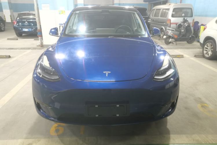 Used Tesla Model Y 2022 Rear-Wheel-Drive Version Front