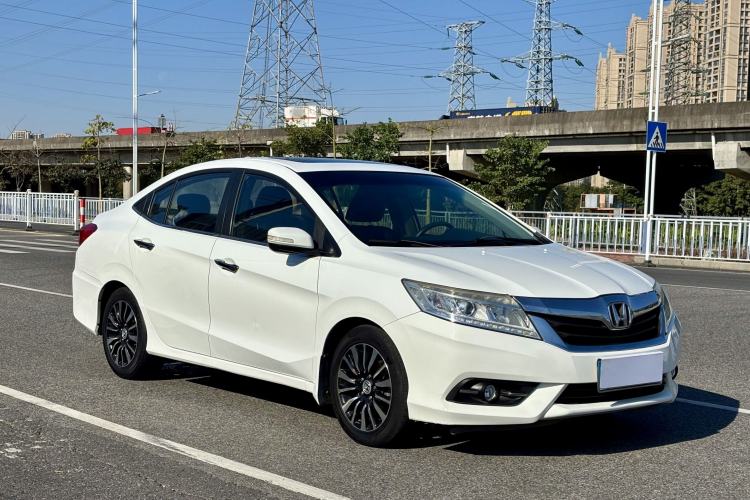 Used Honda Crider 2013 1.8L automatic luxury edition
