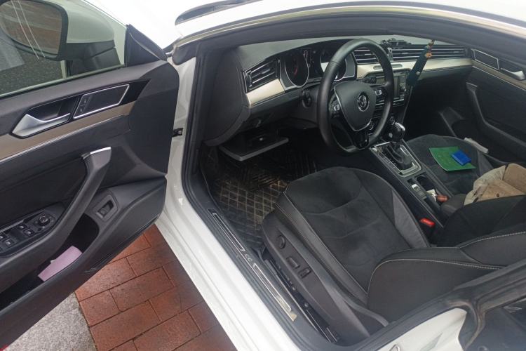 Used Volkswagen FAW-Volkswagen CC 2019 330TSI Huayan Edition China VI Driver Seat