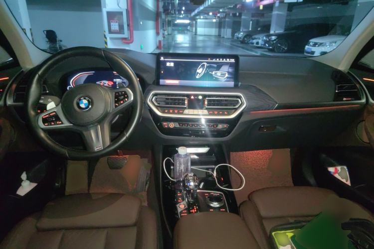 Used BMW X3 2022 xDrive30i Luxury Model M Night Sky Package Center Console