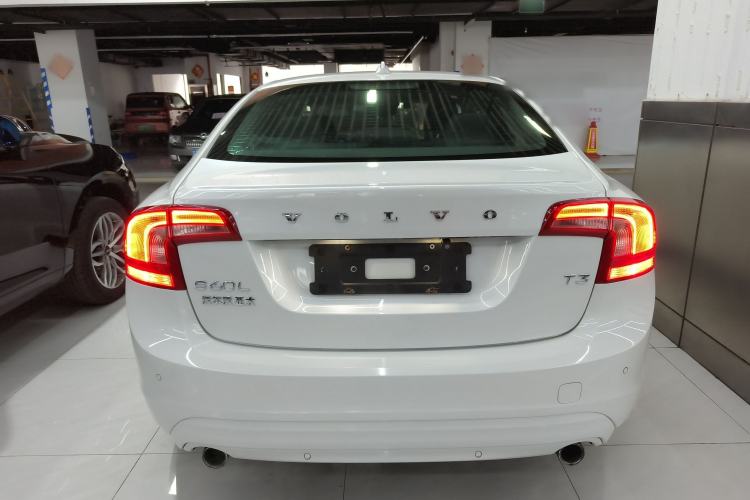 Used Volvo S60 2018 S60L T3 Smart Progress Edition
