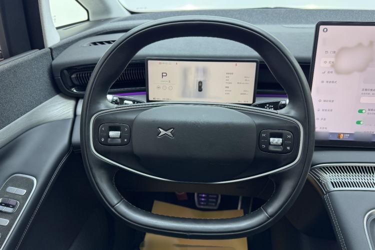 Used XPeng X9 2024 702 Ultra-Long Range Max