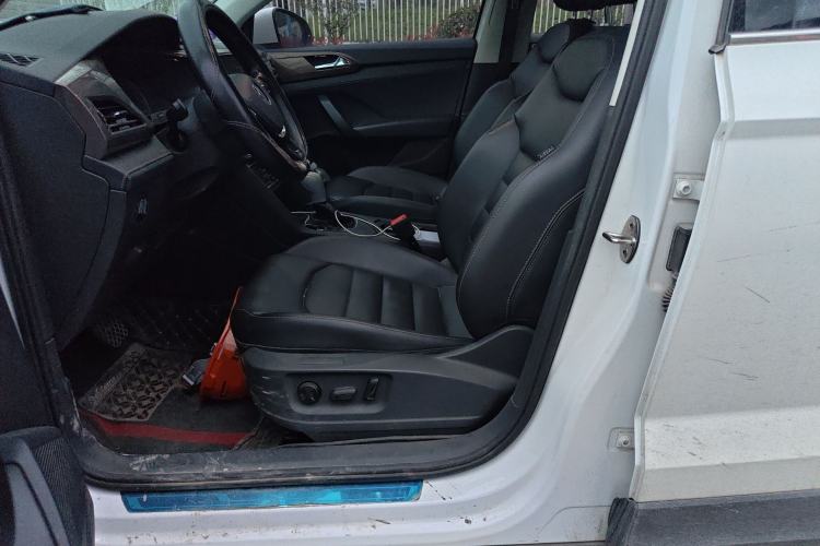 Used Volkswagen Tharu 2021 280TSI Two-Wheel-Drive Luxury Edition Left Front Seat