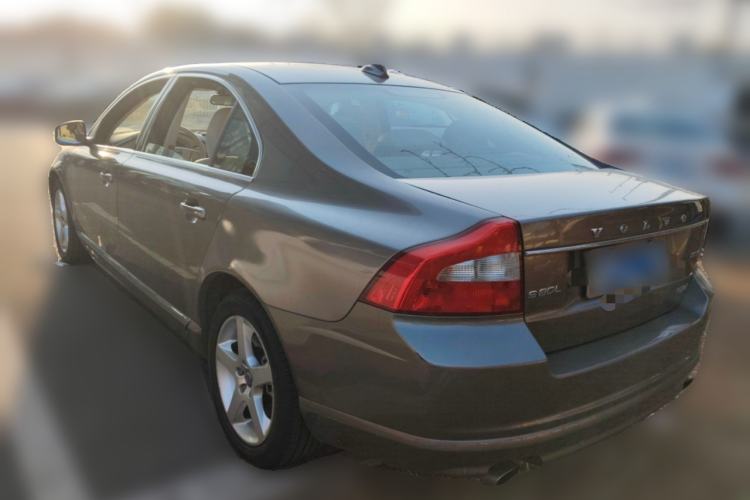 Used Volvo S80L 2011 2.0T ZhiShang Version
