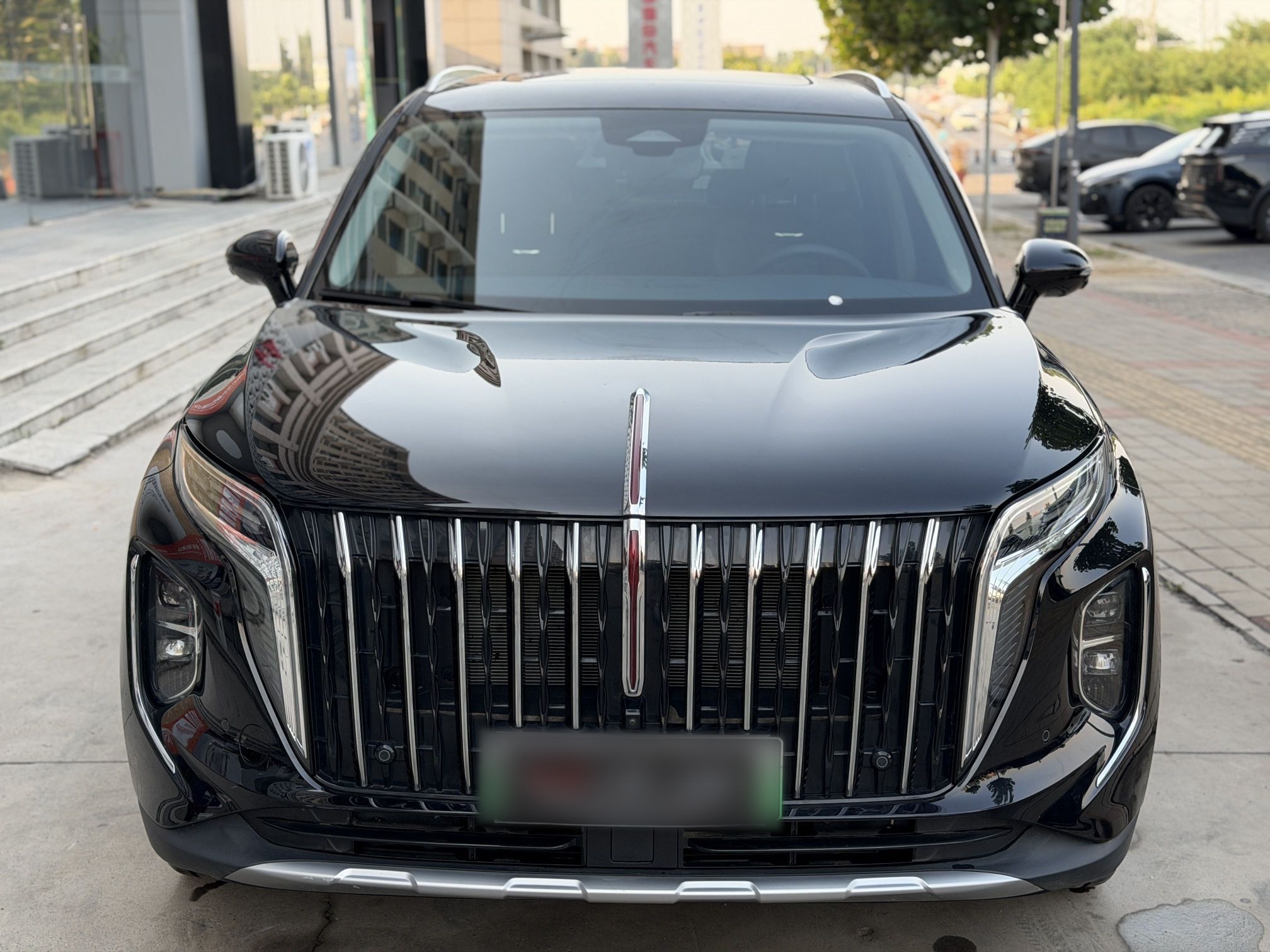 Hongqi HS7 PHEV 2024 2.0T PHEV Four-Wheel Drive Flagship Edition 7 Seats — снимка 12