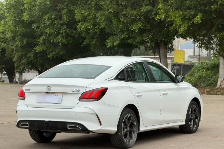 Used MG 5 2023 300TGI DCT Deluxe Edition