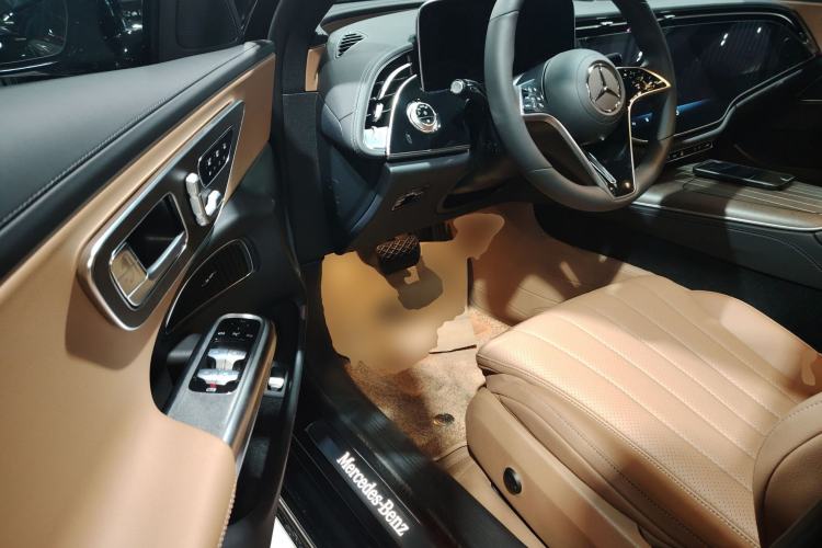 Used Mercedes-Benz E-Class New Energy 2024 E 350 e L Plug-in Hybrid Sedan