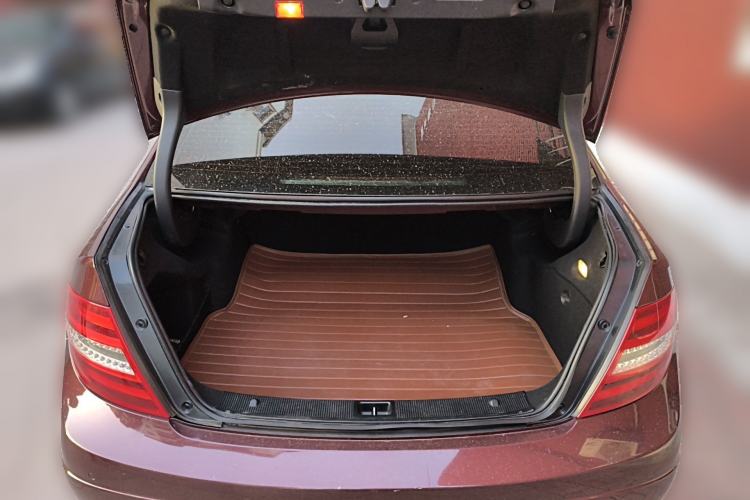 Used Mercedes-Benz C-Class 2013 C 260 Elegant Grand Edition
