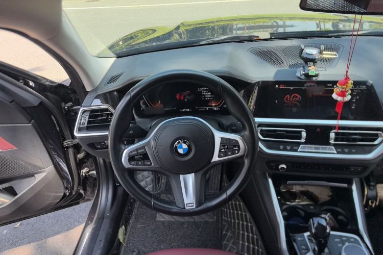 Used BMW 3 Series 2021 Second Facelift 320Li M Sport Package
