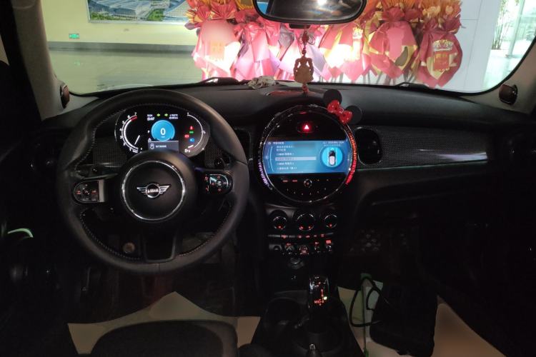 Used MINI MINI 2022 2.0T COOPER S Classic Edition Five-Door Version