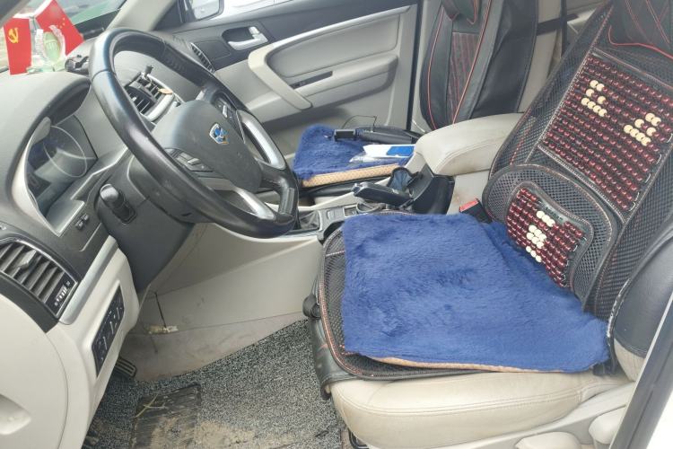 Used Geely Auto Emgrand 2014 Sedan 1.5L Manual Elite Model
