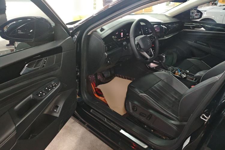 Used Volkswagen Passat 2023 330TSI Elite Edition
