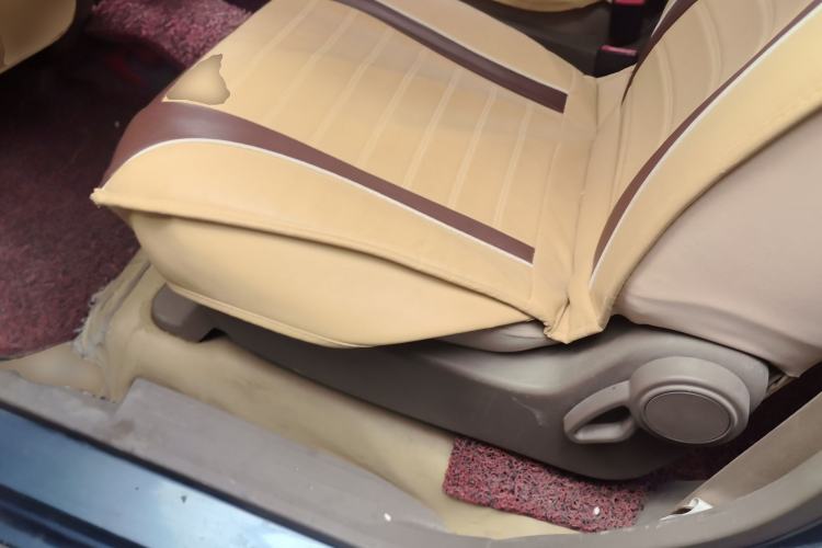 Used Wuling Hongguang 2014 1.2L Standard Model China IV
