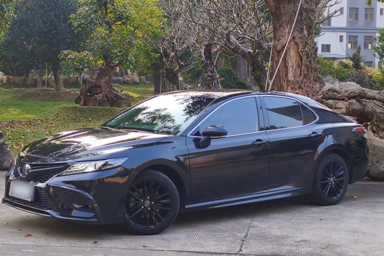 Used Toyota Camry 2022 2.5S Knight Edition
