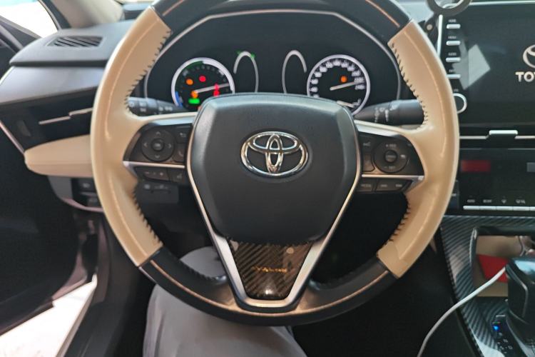 Used Toyota Avalon 2019 Dual-Engine 2.5L Luxury Edition China VI Standard