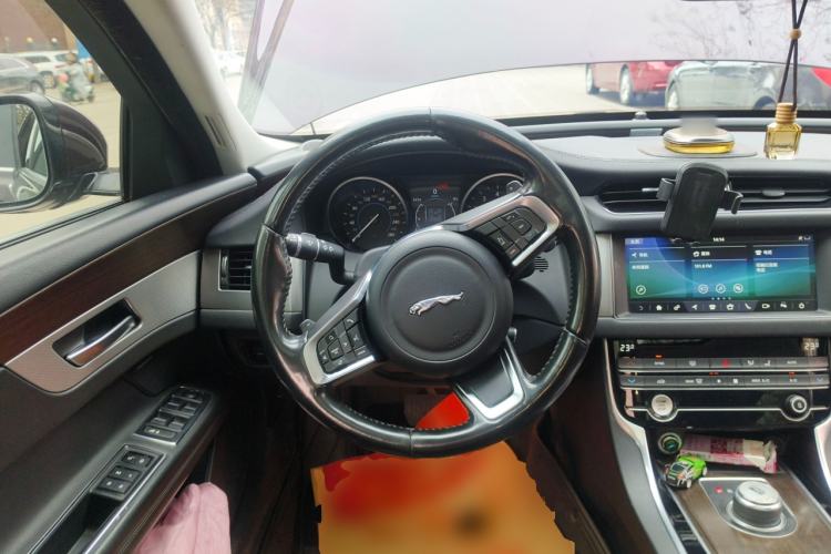 Used Jaguar XFL 2019 XFL 2.0T 200 PS Two-Wheel-Drive Elite Edition
