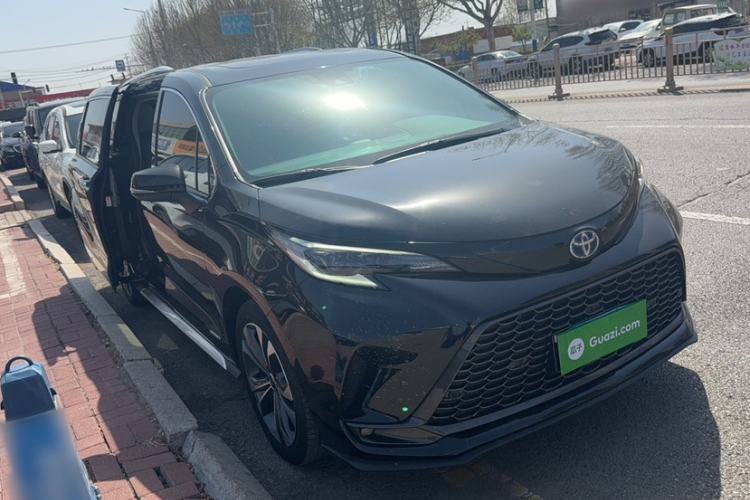 Used Toyota Granvia 2024 2.5L Hybrid Prestige PLUS Edition Exterior 3