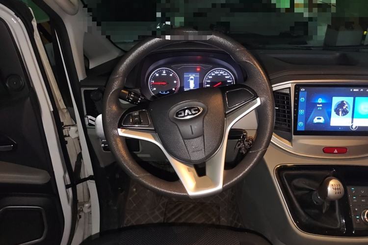 Used JAC Refine M4 2017 1.9T Diesel Manual Comfort Model