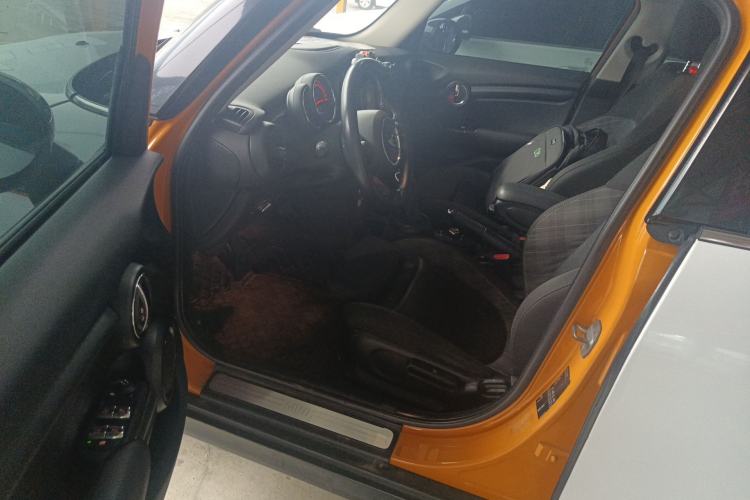 Used MINI 2016 1.5T COOPER Five-Door Edition Left Front Seat