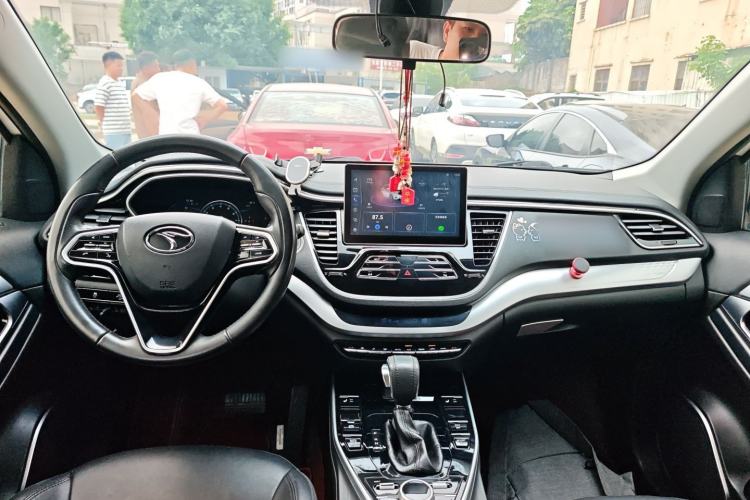 Used Soueast DX7 2018 Prime 1.8T DCT Prestige Model China V Standard Center Console