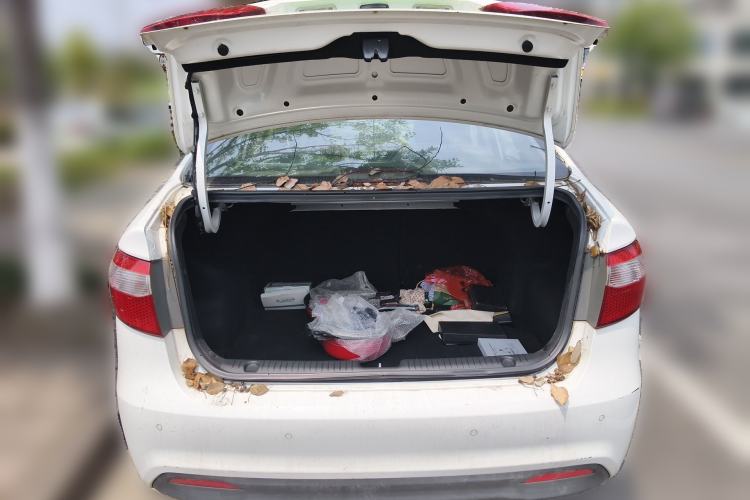 Used Kia K2 2012 Sedan 1.6L Automatic Transmission Premium Commemorative Edition
