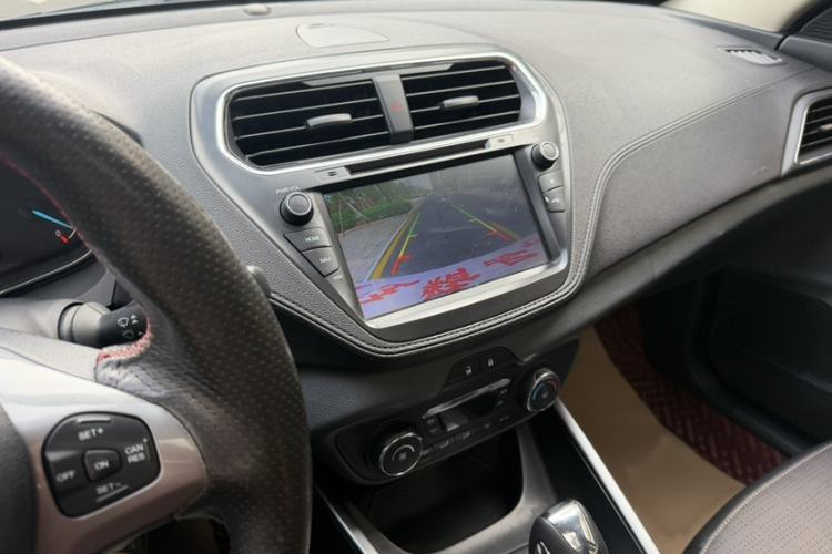 Used Ford Escort 2017 Happiness Edition 1.5L Automatic Fashion Version Interior 6