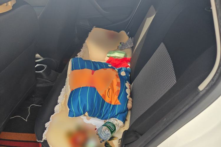 Used Volkswagen Polo 2011 1.4L Manual ZhiLe Edition
