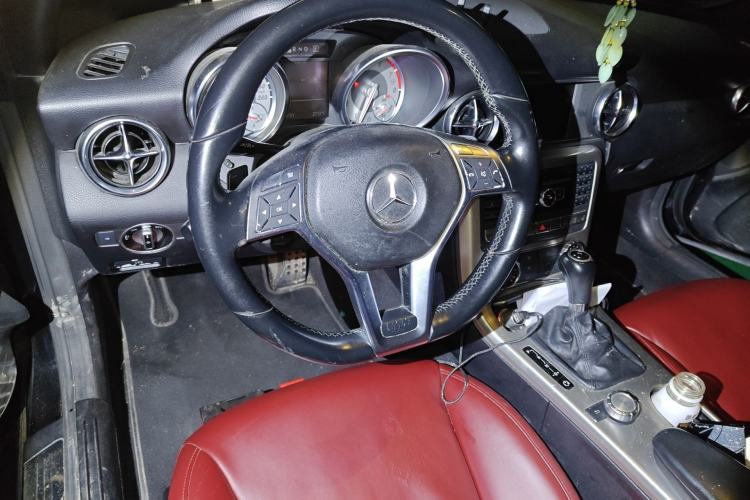 Used Mercedes-Benz SLK-Class 2011 SLK 200 Fashion Model Steering Wheel