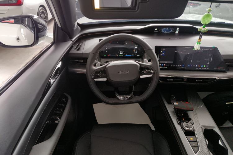 Used CHANGAN OSHAN Z6 New Energy 2023 ZhiDian iDD 150KM Flagship PLUS Smart Parking Edition
