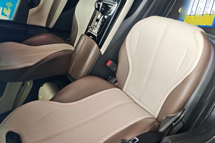 Used BYD Qin PLUS 2024 HONOR Edition DM-i 55KM Leading Model
