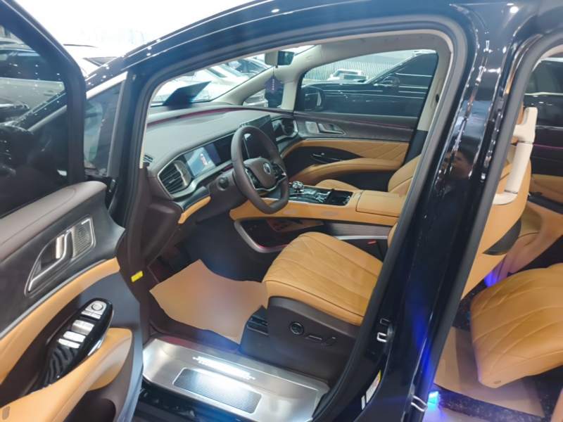 Used Denza D9 2024 DM-i 980 Four-Wheel Drive Prestige Model – Premium — 15