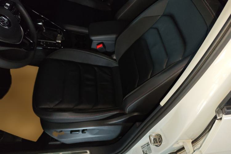 Used Volkswagen Tayron 2019 330TSI Two-Wheel Drive Luxury Model China VI Standard