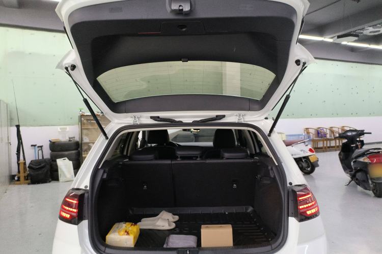 Used Volkswagen Golf Pure Electric 2020 Chari Trunk