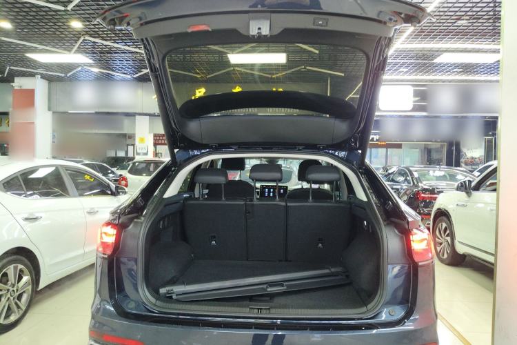 Used Volkswagen Tayron X 2023 330TSI Two-Wheel-Drive Prestige High-Energy Version Trunk