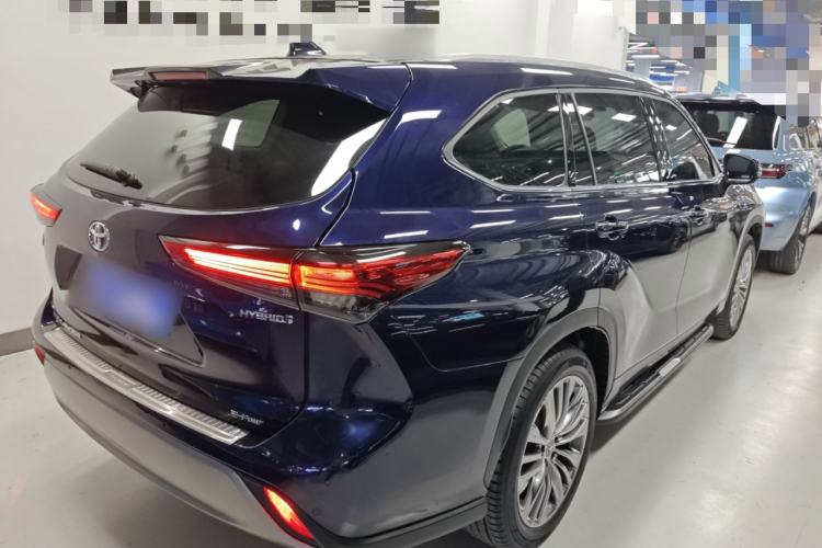Used Toyota Highlander 2022 Dual-Engine 2.5L Four-Wheel Drive Prestige Version 7 Seats
