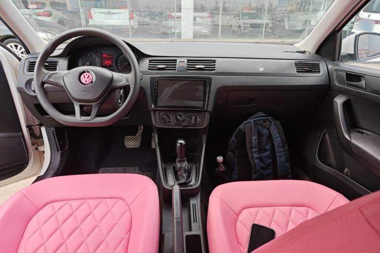 Used Volkswagen Santana 2019 1.5L Automatic Fashion Edition China VI Center Console