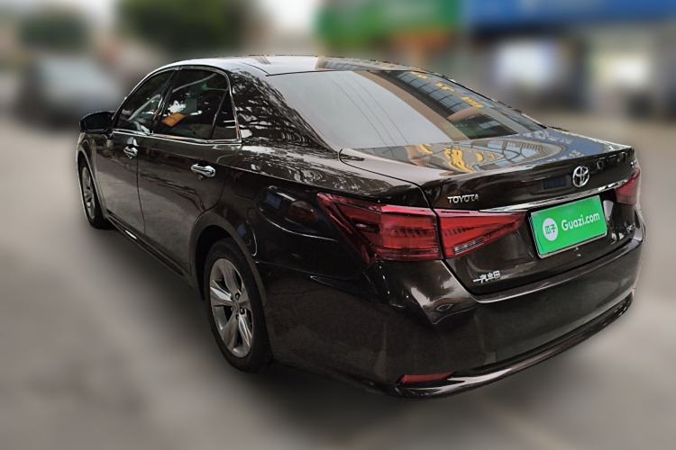 Used Toyota Crown 2015 2.0T Fashion Edition
