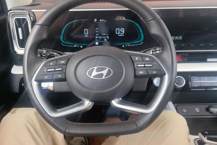 Used Hyundai ix35 2023 Musso 2.0L Deluxe Edition DLX