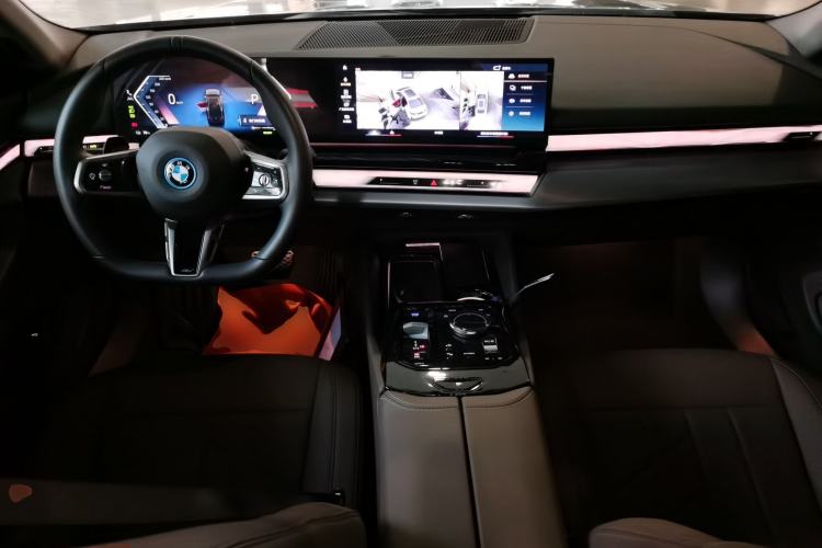 Used BMW i5 2025 eDrive 35L M Sport Package