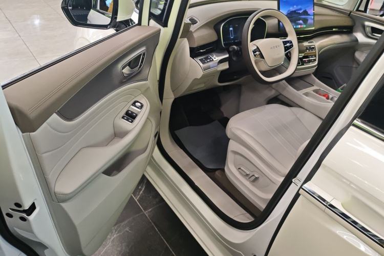 Used Roewe iMAX8 New Energy 2025 1.5T DMH Lu Zun Deluxe Edition
