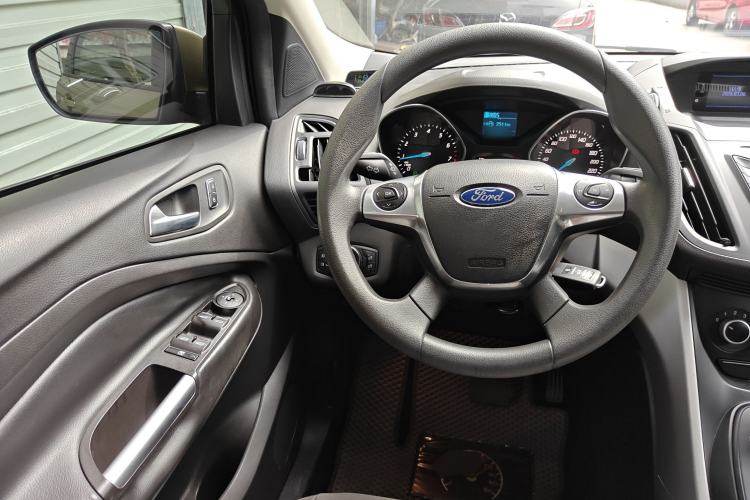 Used Ford Kuga 2013 1.6L GTDi Two-Wheel-Drive Comfort Model