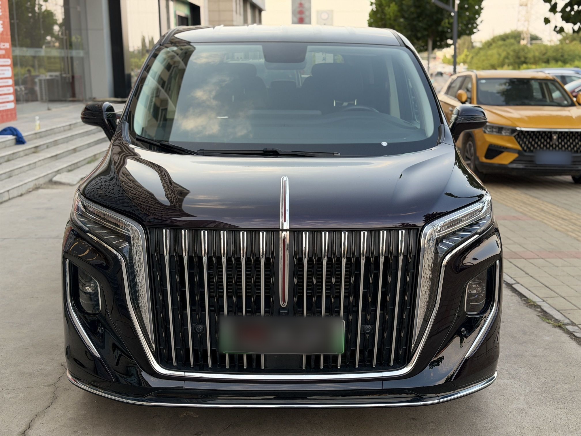 Hongqi HQ9 PHEV 2024 2.0T Four-Wheel Drive Business Edition — снимка 12