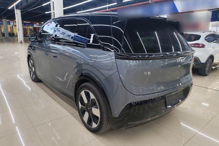 Used Zeekr MIX 2025 Intelligent Driving Version
