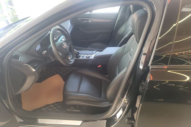 Used Cadillac CT5 2022 28T Luxury Version (Standard Edition) Left Front Seat