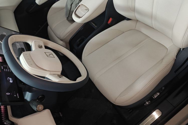 Used Zeekr X 2025 Four-Seater Rear-Drive Cube Version